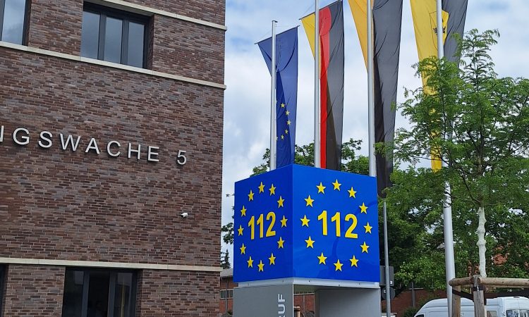 Denkmal zum Euronotruf in Stuttgart eingeweiht